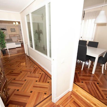 Apartamento Espacios Blanco Santiago - con parking. Valladolid Exterior foto