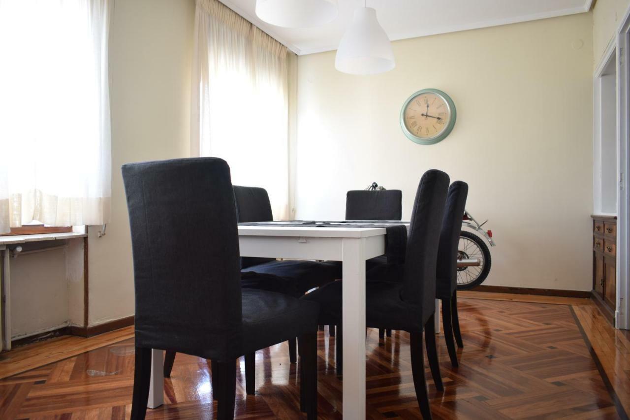 Apartamento Espacios Blanco Santiago - con parking. Valladolid Exterior foto