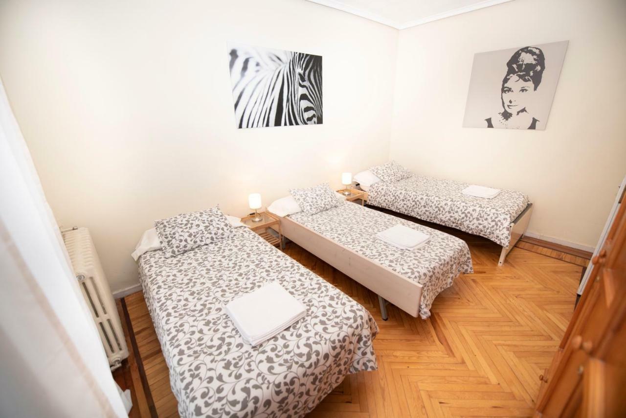 Apartamento Espacios Blanco Santiago - con parking. Valladolid Exterior foto